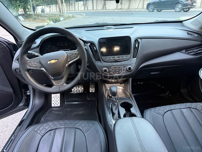 Chevrolet Malibu-8