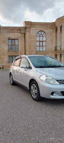 Nissan Tiida-2