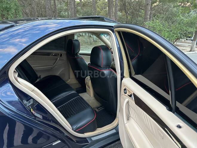 Mercedes C 240-13