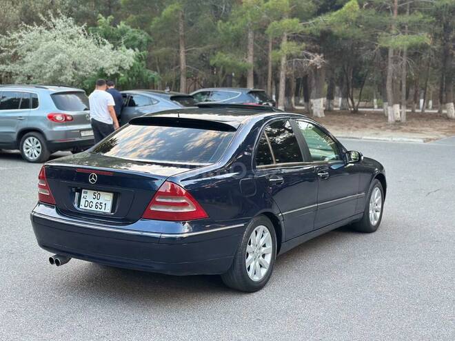 Mercedes C 240-10