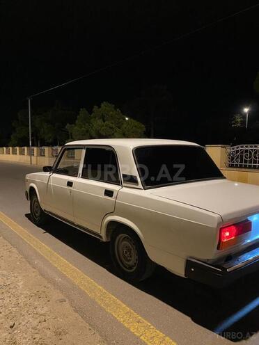 LADA (VAZ) 2107-4
