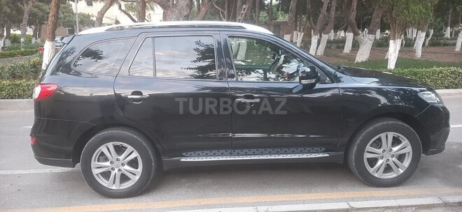 Hyundai Santa Fe-3