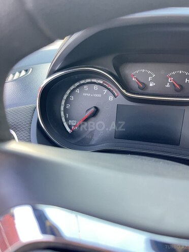 Chevrolet Cruze-10