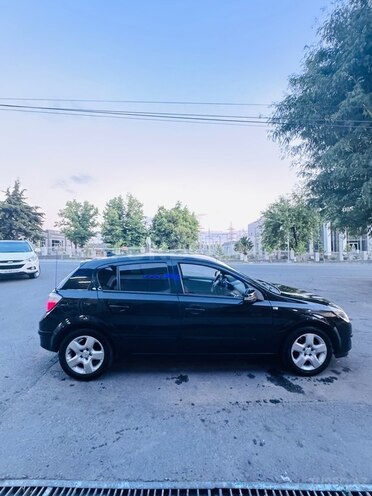 Opel Astra-7