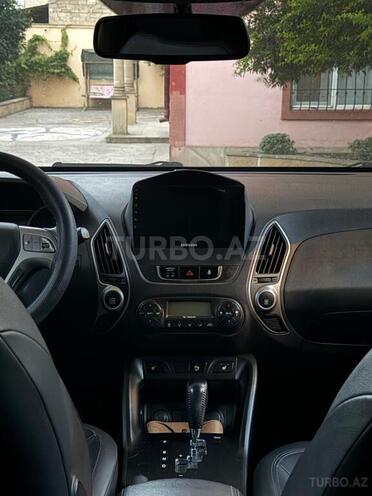 Hyundai ix35-6