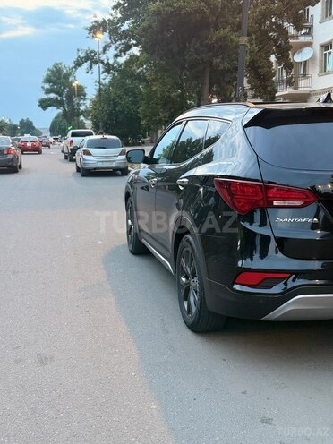 Hyundai Santa Fe-4