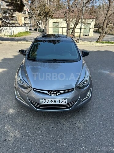 Hyundai Elantra-1