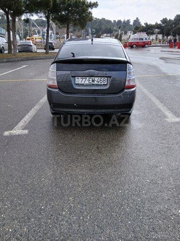 Toyota Prius-3