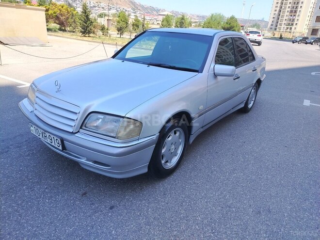 Mercedes C 200-2