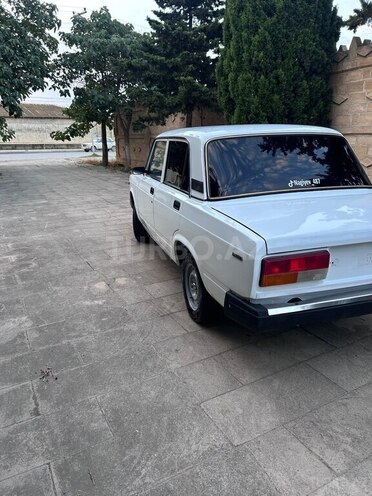 LADA (VAZ) 2107-4