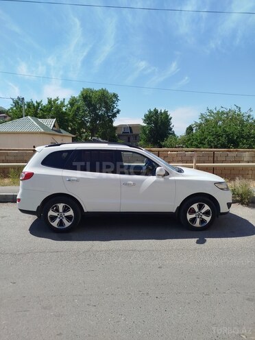 Hyundai Santa Fe-2