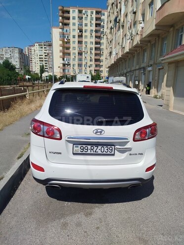 Hyundai Santa Fe-3