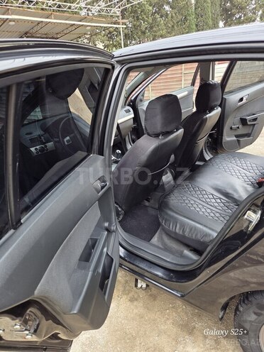 Opel Astra-7