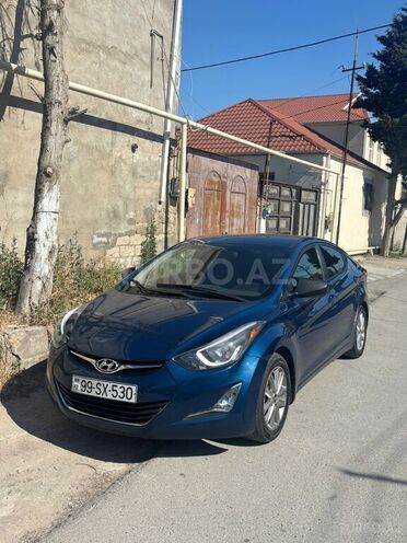 Hyundai Elantra-2