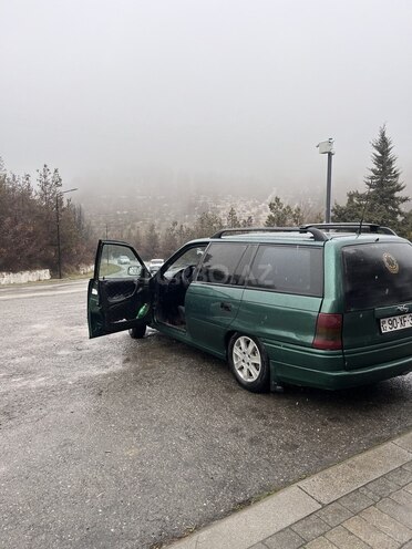 Opel Astra-4