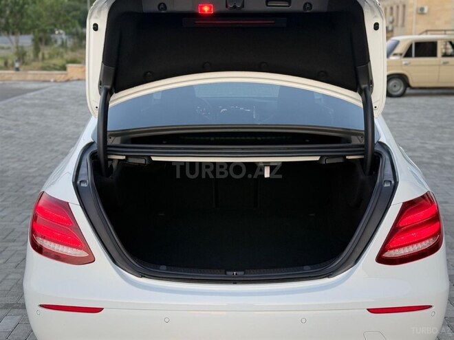 Mercedes E 220 d 2018, 79,526 km - 2.0 l - Bakı