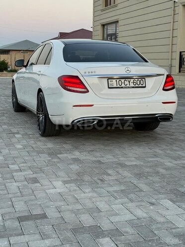 Mercedes E 220 d 2018, 79,526 km - 2.0 l - Bakı