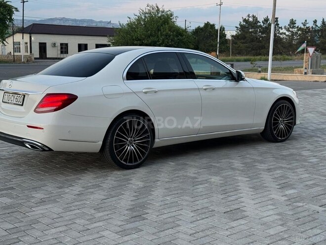 Mercedes E 220 d 2018, 79,526 km - 2.0 l - Bakı