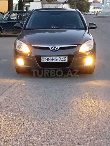 Hyundai i30 2009, 390,000 km - 1.4 l - Ağdaş