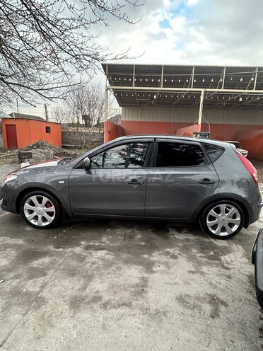 Hyundai i30 2009, 390,000 km - 1.4 l - Ağdaş
