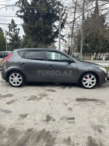 Hyundai i30 2009, 390,000 km - 1.4 l - Ağdaş