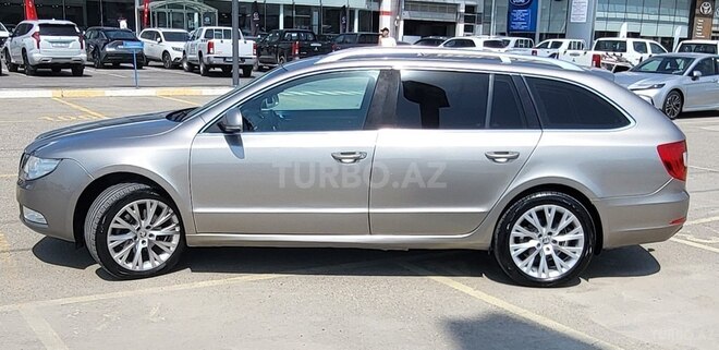 Skoda Superb 2012, 384,000 km - 1.8 л - Bakı