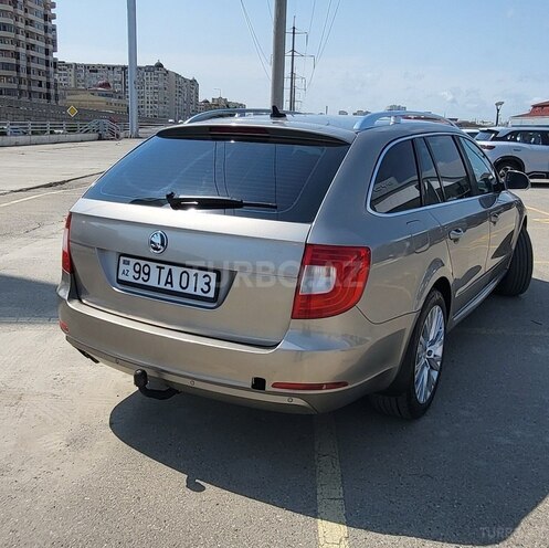 Skoda Superb 2012, 384,000 km - 1.8 л - Bakı