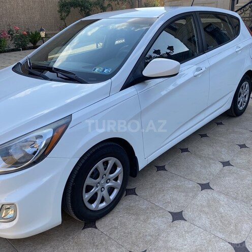 Hyundai Accent 2012, 216,000 km - 1.6 л - Gəncə
