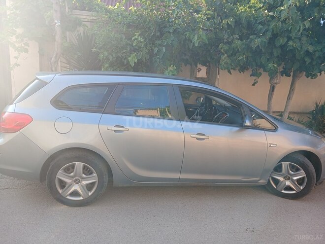 Opel Astra 2011, 338,000 km - 1.3 l - Bakı