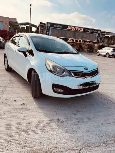Kia Rio 2013, 196,000 km - 1.4 l - Bakı