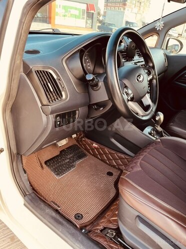 Kia Rio 2013, 196,000 km - 1.4 l - Bakı
