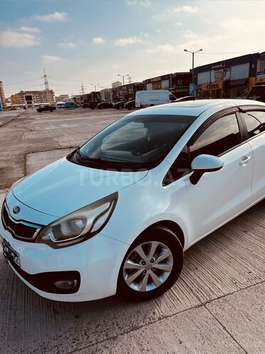 Kia Rio 2013, 196,000 km - 1.4 l - Bakı