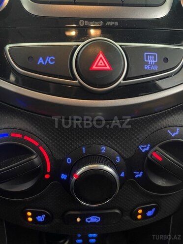 Hyundai Accent 2018, 147,000 km - 1.6 л - Bakı