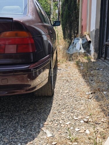 BMW 528 1998, 600,000 km - 2.8 л - Bakı
