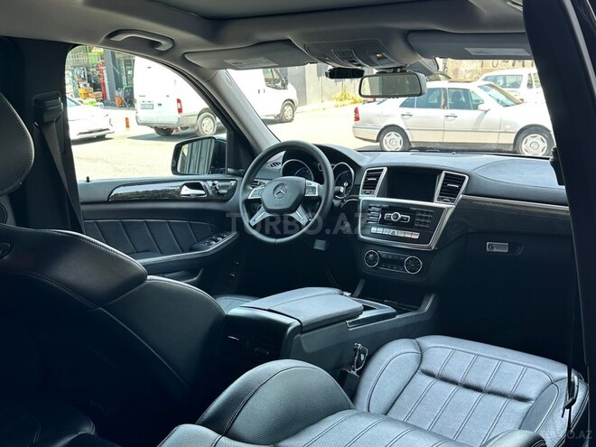 Mercedes GL 450 4MATIC 2015, 178,000 km - 3.0 l - Bakı