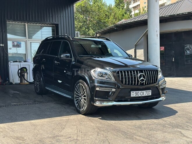 Mercedes GL 450 4MATIC 2015, 178,000 km - 3.0 l - Bakı