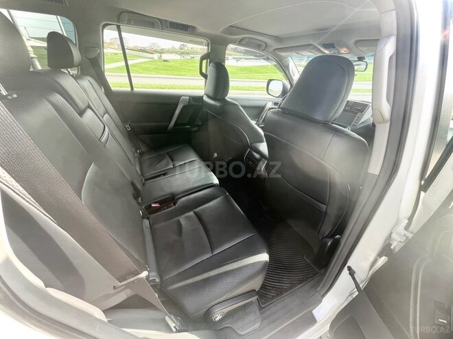 Toyota Land Cruiser Prado 2012, 182,000 km - 2.7 л - Bakı