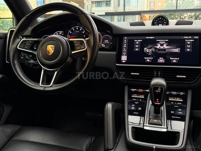 Porsche Cayenne 2018, 68,000 km - 3.0 l - Bakı