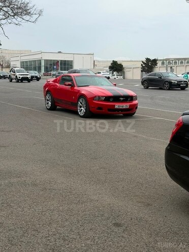 Ford Mustang 2011, 124,000 km - 3.7 l - Bakı