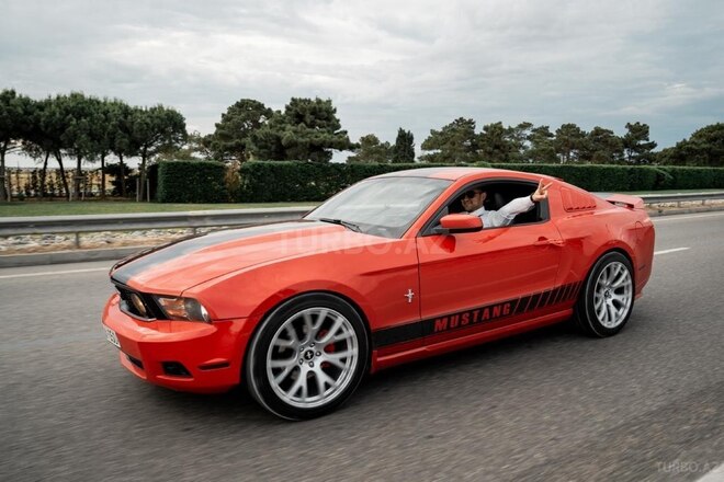 Ford Mustang 2011, 124,000 km - 3.7 l - Bakı