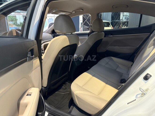 Hyundai Elantra 2017, 76,000 km - 2.0 л - Bakı