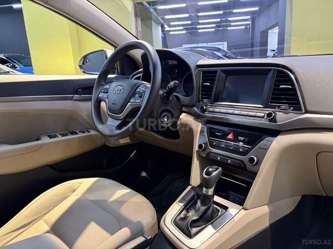 Hyundai Elantra 2017, 76,000 km - 2.0 л - Bakı