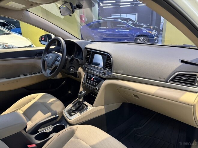 Hyundai Elantra 2017, 76,000 km - 2.0 л - Bakı