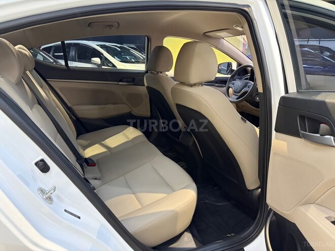 Hyundai Elantra 2017, 76,000 km - 2.0 л - Bakı
