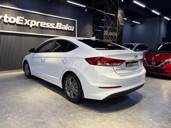 Hyundai Elantra 2017, 76,000 km - 2.0 л - Bakı