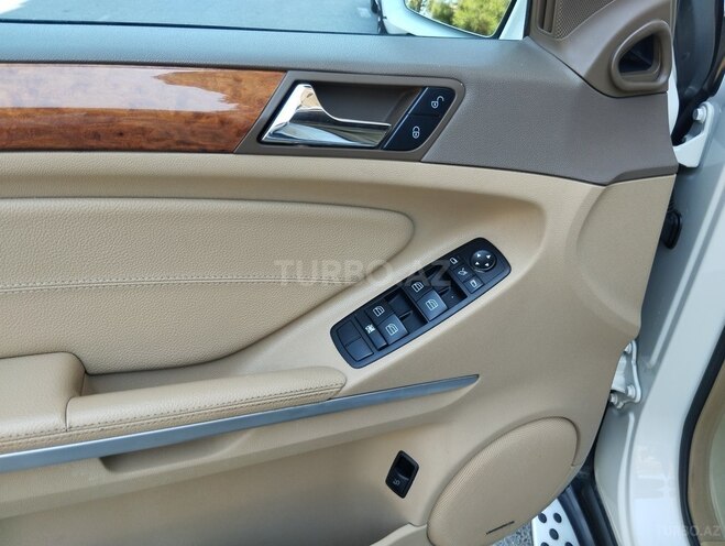 Mercedes ML 350 4MATIC 2008, 277,000 km - 3.5 l - Bakı