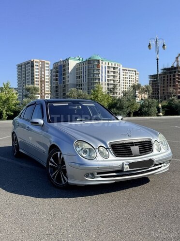 Mercedes E 270 2002, 411,800 km - 2.7 л - Sumqayıt