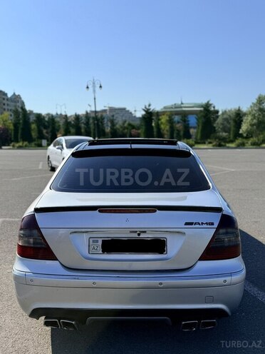 Mercedes E 270 2002, 411,800 km - 2.7 л - Sumqayıt