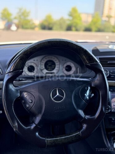 Mercedes E 270 2002, 411,800 km - 2.7 л - Sumqayıt