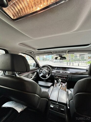 BMW 528 2014, 270,000 km - 2.0 l - Bakı